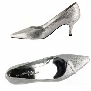 Easy Street Chiffon Pump